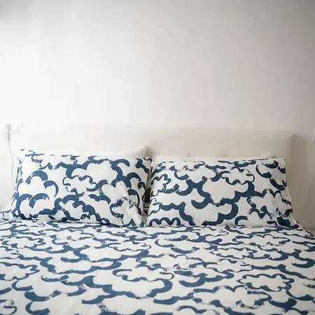 Tra Mare E Vicoli Del Centro Pesaro